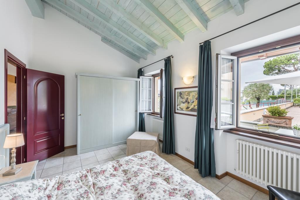 Villa Edy Apartments Tremezzina Exterior photo